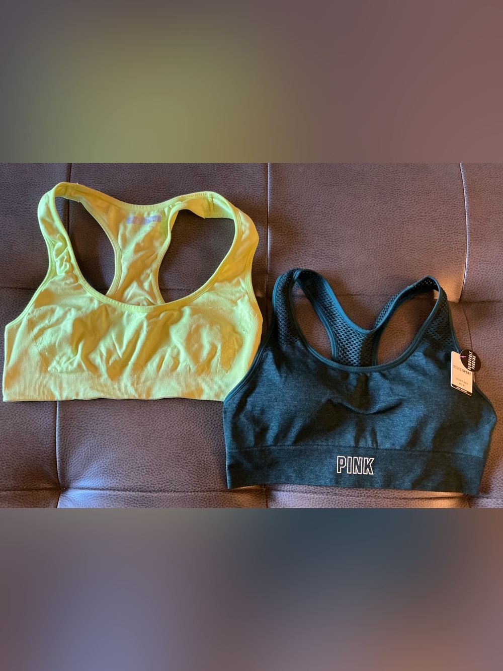 🩷 PINK Victoria’s Secret NWT Sports Bra M + Neon Racerback Bra Bundle